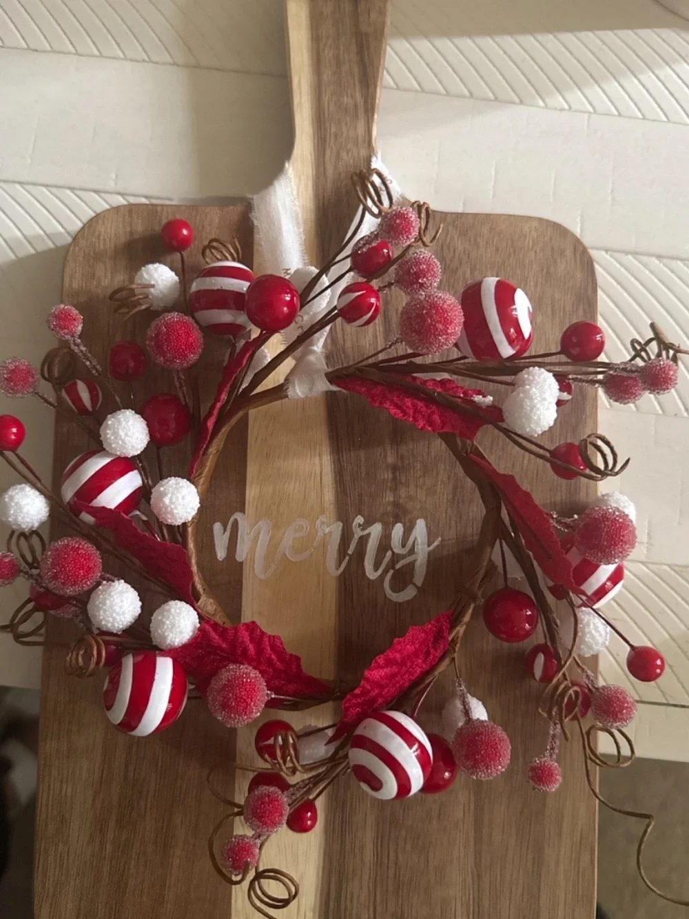Merry Red & White Holiday Wreath Board- Kitchen Décor